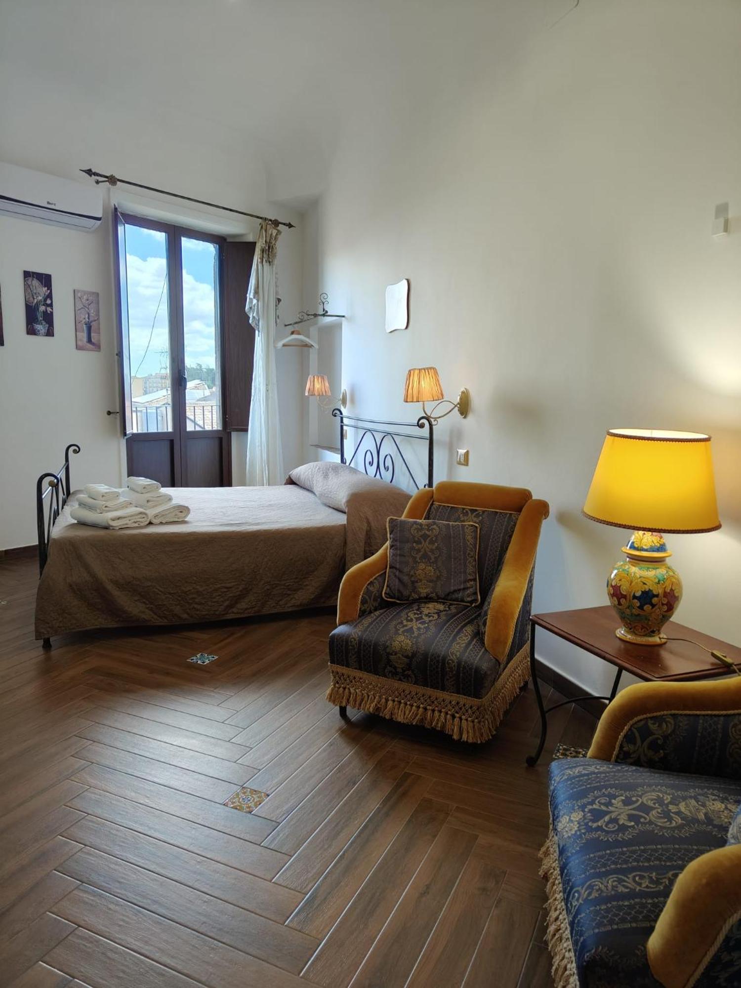 Centro Sicilia Rooms-Suites & Terrace Enna Exteriör bild